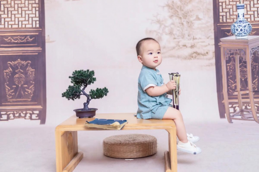 鹰潭孕妇肚子上的黑线